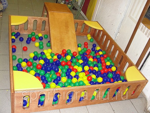 Kaydırmalı oyun parkı