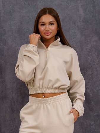 Женский спортивный костюм