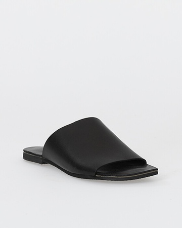 Женские босоножки  D21.021