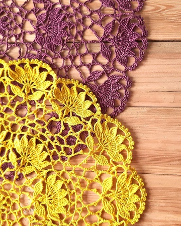 Crochet napkin
