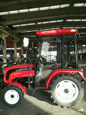 "Lovol TE-244 кабина (1 гидровыход)"