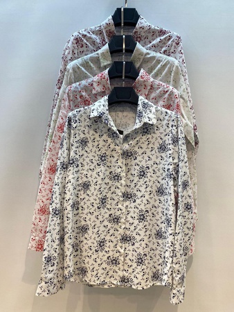 Women's blouses and shirts