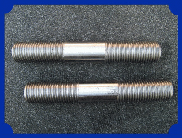 OOO YugPromMetiz şirketinden GOST&#39;lara uygun çiviler