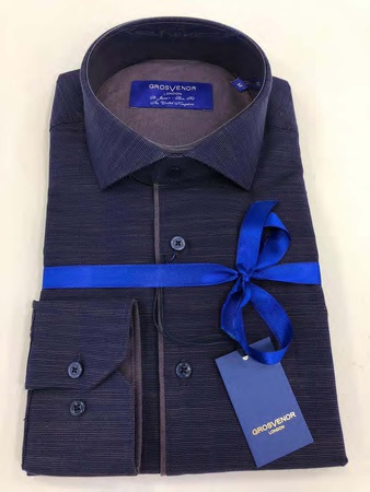 Erkeklerin gömlekleri