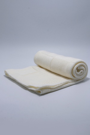 ТРИКОТАЖ ДЕТСКОЕ ОДЕЯЛО С КВАДРАТНЫМ УЗОРОМ