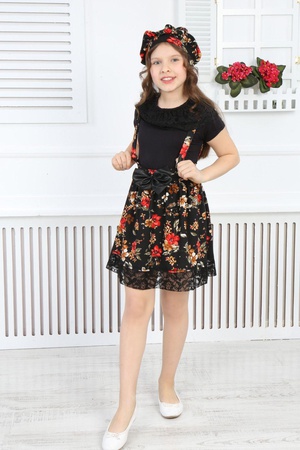 3 ila 10 yaş arası bir kız için 5 adet bir dizi