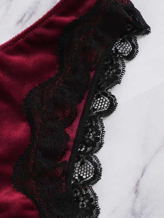 Кружевной Отделкой Комплект Белья С Веерообразной Отделкой