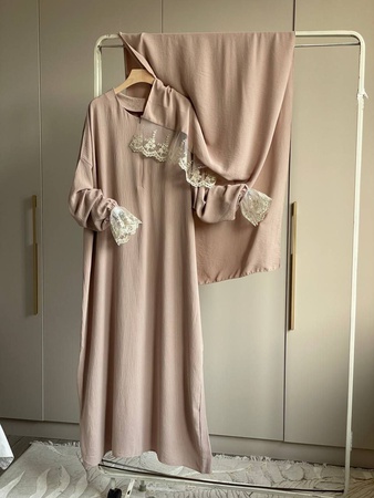 Платье с шарфом для женщин