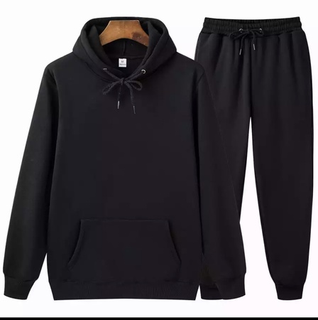 Спортивные костюмы, толстовки, худи.