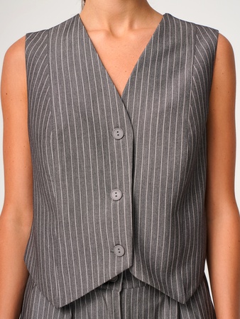 Костюм брючный с жилеткой