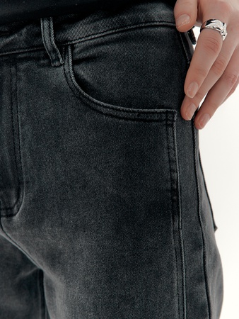 Джинсы женские с разрезом