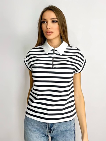 Футболка поло в полоску