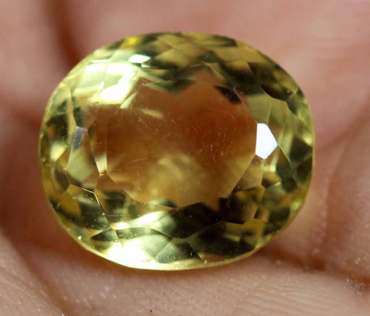 Certified Natural  Ceylon Canary Yellow Sapphire VS Clarity Oval gemstone