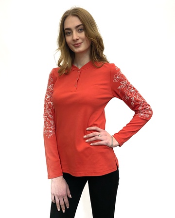 качественные футболки с вышивкой, качественные свитшоты с вышивкой, качественные джемпера с вышивкой