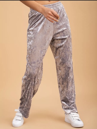 Брюки из велюра