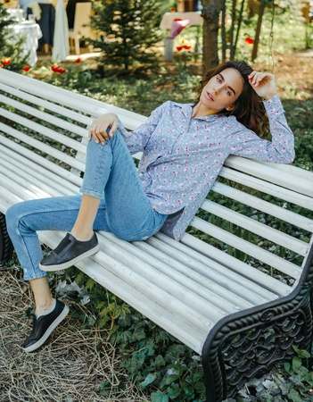 Женская рубашка из легкого штапеля