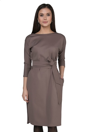 Платье с запахом сзади