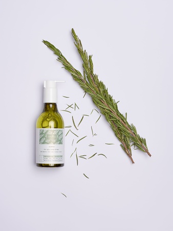 Yağlı saçlar ve saç derisi için şampuan "Hafiflik ve hacim"