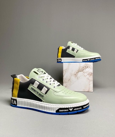 Мужские кроссовки