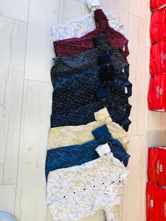 Uzun kollu erkek  gömlek %97 pamuk %3 cotton  ürünlerimiz 1.kalitedir. Kalitesinden memnun kalmadığınız ürünü iade ve değişim hakkınız vardır.