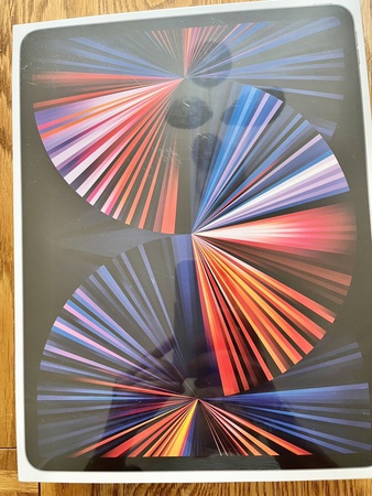 Apple iPad Pro 5. Nesil 128 GB, Wi-Fi + Hücresel 12.9 inç - Uzay Grisi.