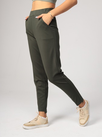 Рубашка в клетку (вискоза) и стильные брюки (двунитка).