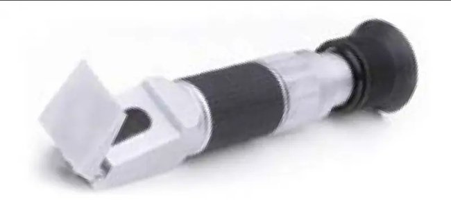 El tipi refraktometre