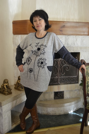 Üreticiden triko tunikler ve elbiseler (tümü stokta)