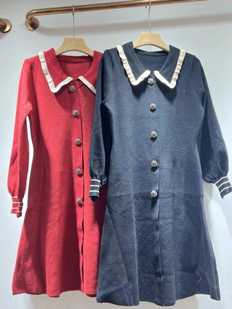 Женское трикотажное платье