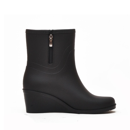 ЖЕНСКИЕ ПОЛУСАПОЖКИ NORDMAN BELLINA НА ТАНКЕТКЕ