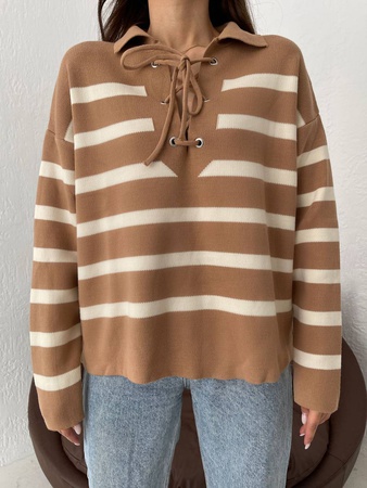 Yakalı kadın kazağı. Tek beden