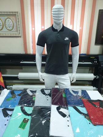 Verschiedene Poloshirts