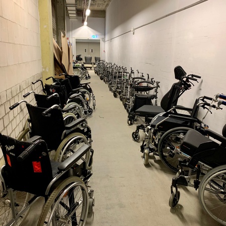 Вспомогательные товары для людей с ограниченными возможностями