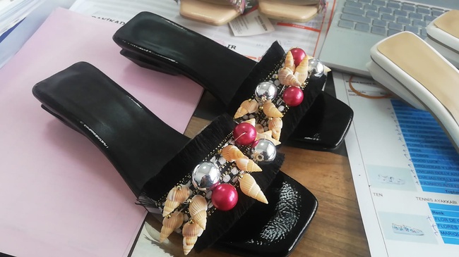 Женская обувь