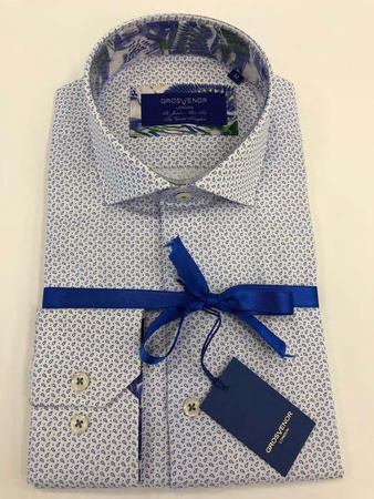 Erkeklerin gömlekleri