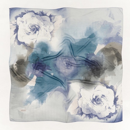 SİNEM TÜLBENT 披肩