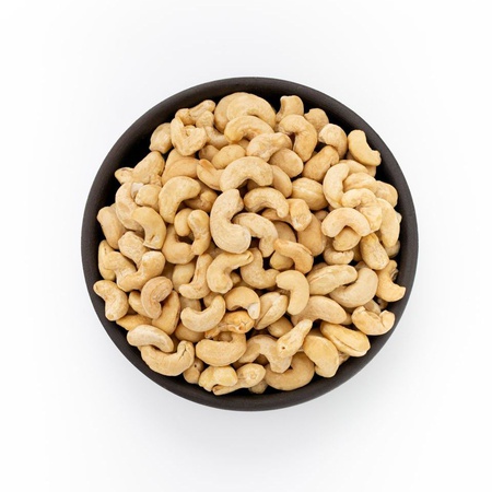 Raw cashews (ww 320) - Vietnam