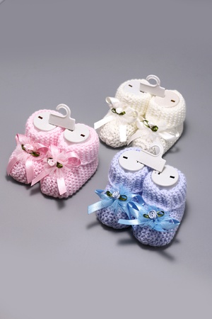 ТРИКОТАЖНАЯ ОБУВЬ С ЦВЕТОЧНЫМИ РУКАМИ