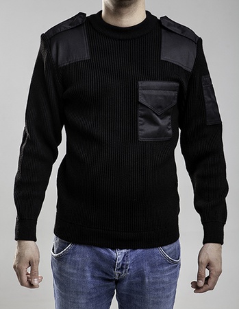 Форменные вязаные джемпера