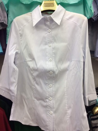 Блузка белая