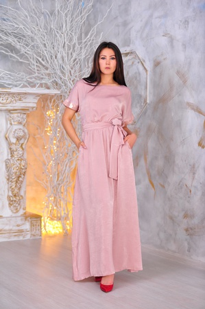 Платье с паетками