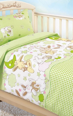 Yatak çarşafları, havlular, yastıklar, battaniyeler, yatak örtüleri, yatak takımları