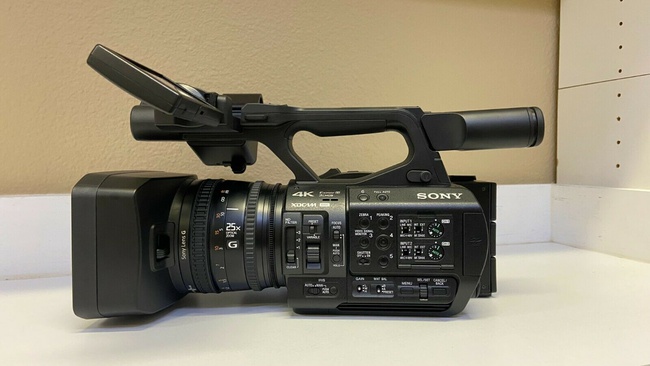 Sony PXW-Z190 4K 3-CMOS 1/3" Sensör XDCAM Video Kamera Standart Paketi