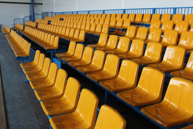 Tribün katlanabilir