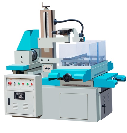 EDM makinesi DK 7750