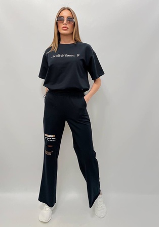 Костюм с брюками и футболкой  спортивный летний