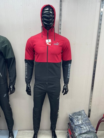 Спортивные костюмы