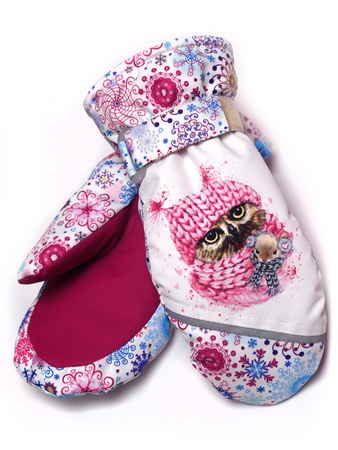 Membran kumaştan yapılmış çocuk eldivenleri