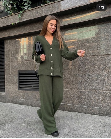 Женские костюмы