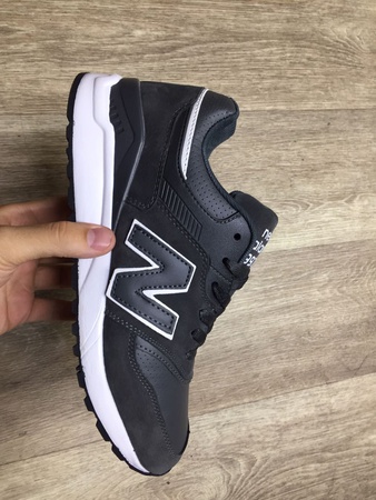 мужская и женская обувь